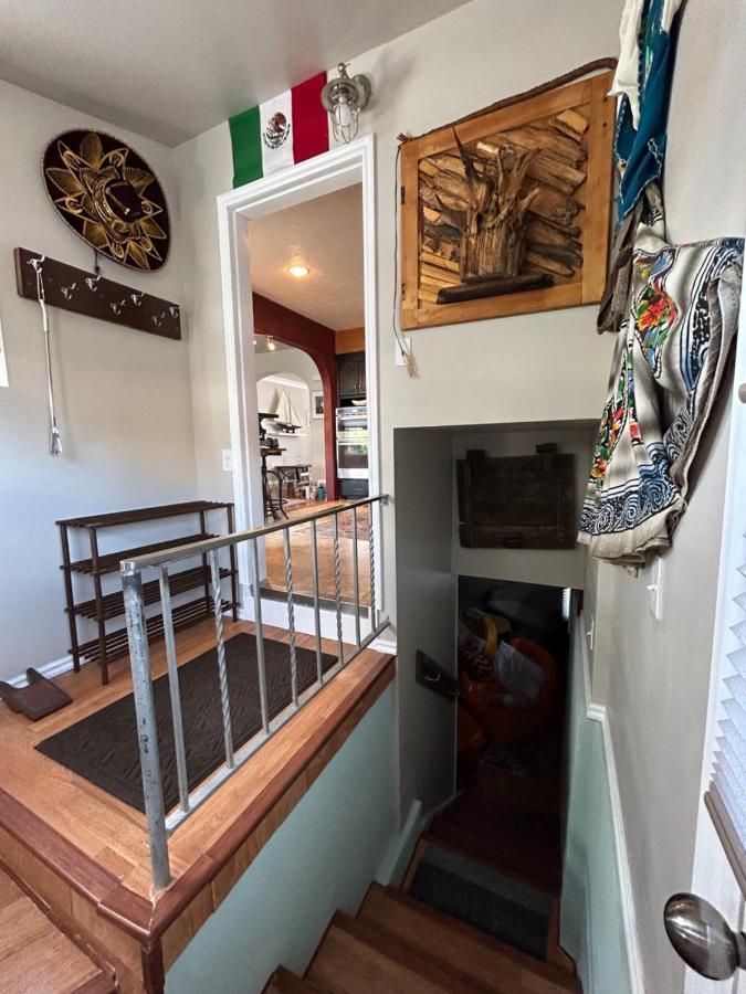 A Spicy Swedish Cottage Salt Lake City Bagian luar foto