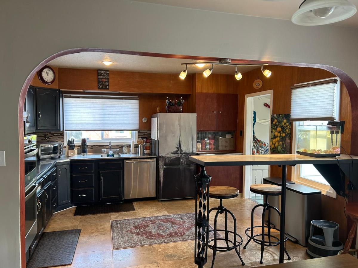 A Spicy Swedish Cottage Salt Lake City Bagian luar foto